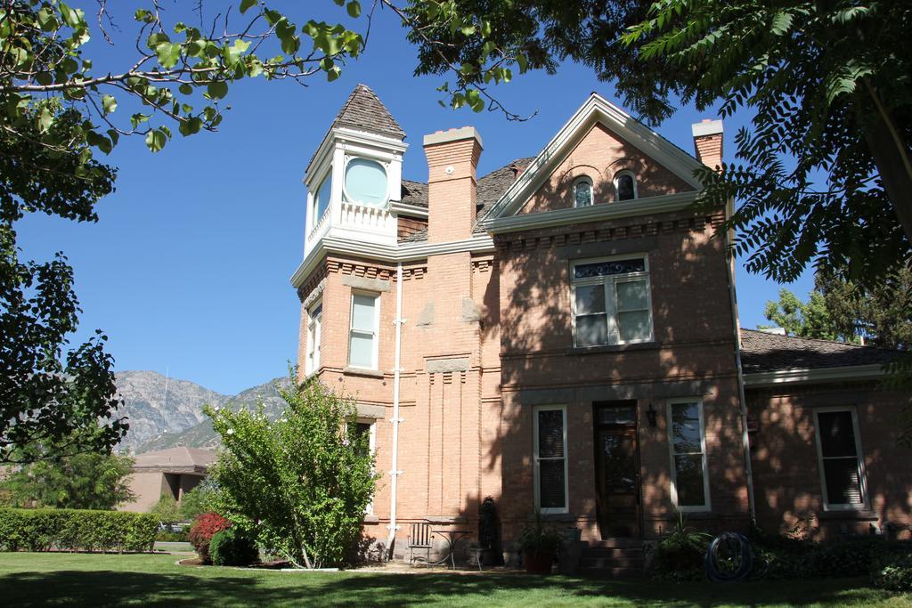 プロボ Hines Mansion Bed & Breakfast エクステリア 写真